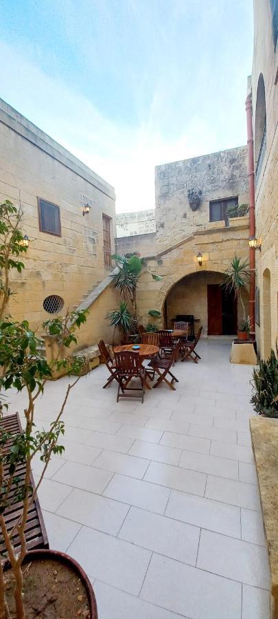 Ta Majsi Farmhouse With Indoor Heated Pool San Lawrenz Extérieur photo