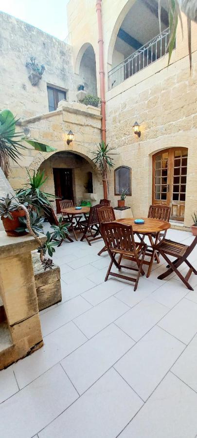 Ta Majsi Farmhouse With Indoor Heated Pool San Lawrenz Extérieur photo
