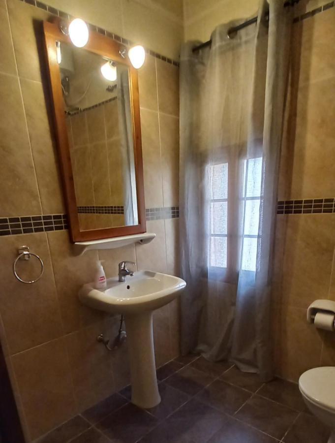 Ta Majsi Farmhouse With Indoor Heated Pool San Lawrenz Extérieur photo