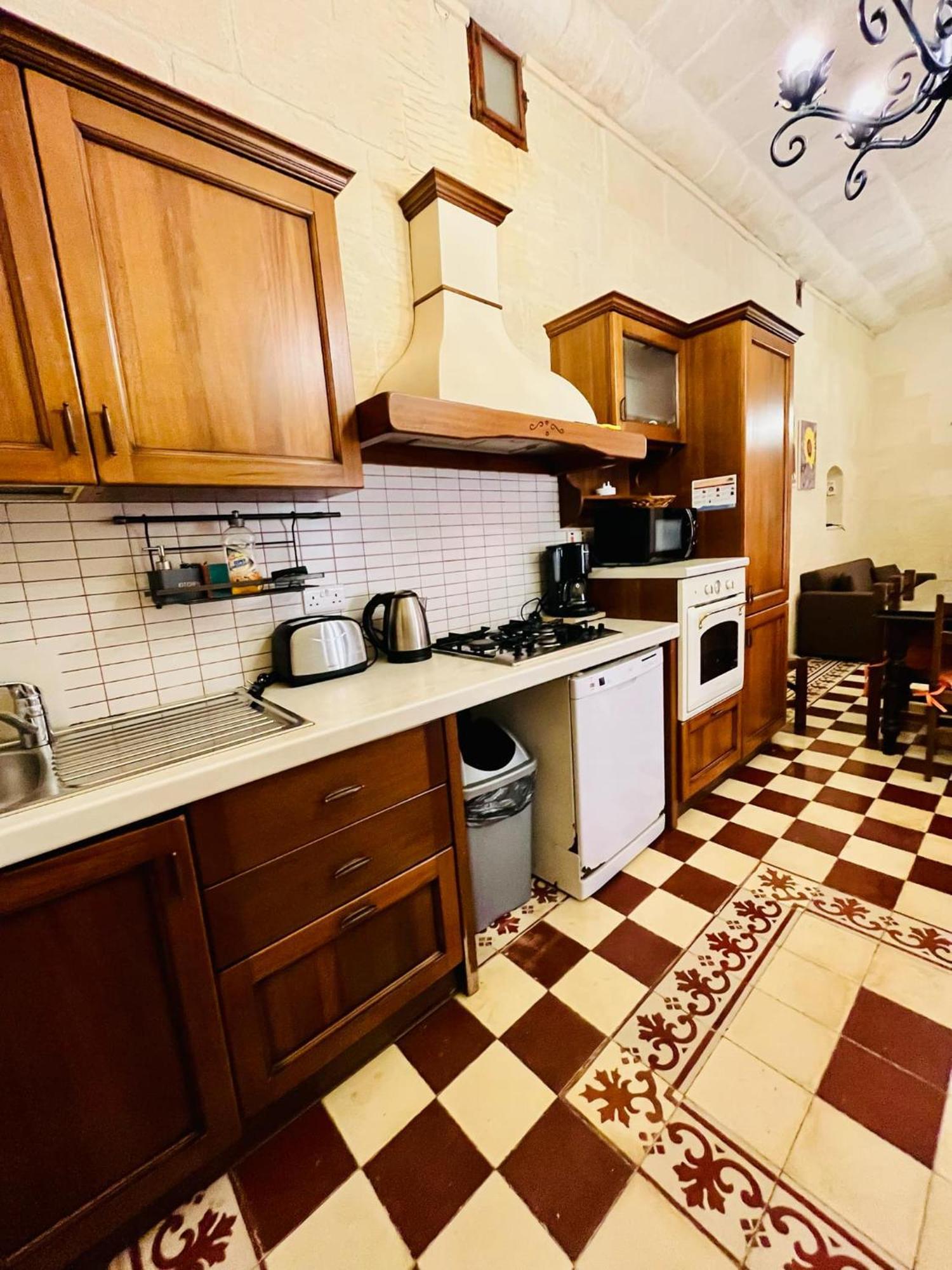 Ta Majsi Farmhouse With Indoor Heated Pool San Lawrenz Extérieur photo